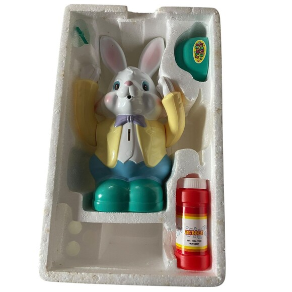 Easter Collection Musical Bubble Blowing Rabbit 80520 World Bazaars 1997 Battery - Picture 4 of 9
